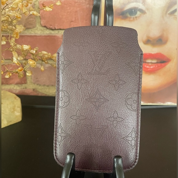 🔥AUTHENTIC 🔥LOUIS🔥 VUITTON 🔥LEATHER 🔥CASE - Picture 1 of 7